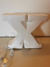 Seletti Lampada  lettera luminosa in porcellana.