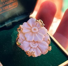 anello cammeo conchiglia intagliato a mano fatto a mano in Italia misura regolabile regalo per lei