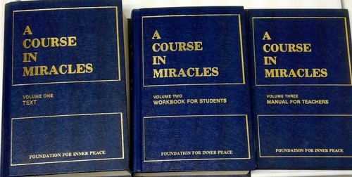 Course miracles 3 volume - a,