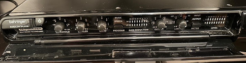 Behringer spl3220 non - behringer,