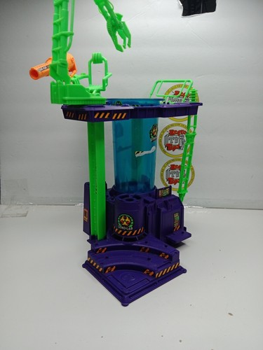 Joe eco warriors - joe, toxo-lab