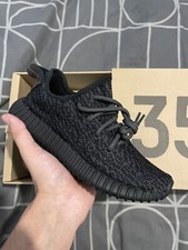 Yeezy Boost 350 - Pirate Black