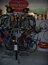 RASTRELLIERA ESPOSITORE GIREVOLE x 16 BICICLETTE 26 - 28 ULTIMA DISPONIBILITA'