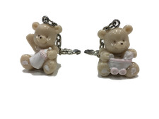 24 Pezzi Bomboniera Battesimo Nascita Bambina Orsetto Portachiavi in Resina h 3 