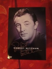 ROBERT MITCHUM SIGNATURE  7-