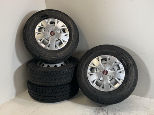 Cerchi pneumatici completi - &,