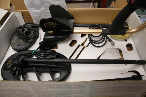 Fisher f75 metal detector - detector, with