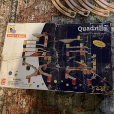 Hape Quadrilla Twist Legno