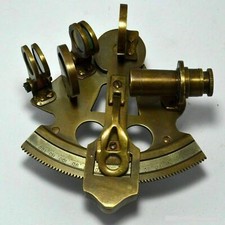 Strumento astrolabio marittimo