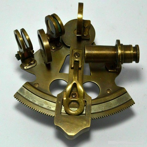 Strumento astrolabio marittimo