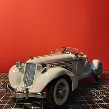 Modellino Franklin Mint 1935 Auburn 851 Speedster "White Lightning" 1:24