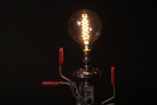 Lampada da tavolo BESPOKE