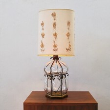Lampada da tavolo artigianale base di una lanterna e paralume con fiori secchi