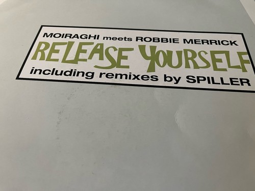 Moiraghi meets robbie merrick - robbie,