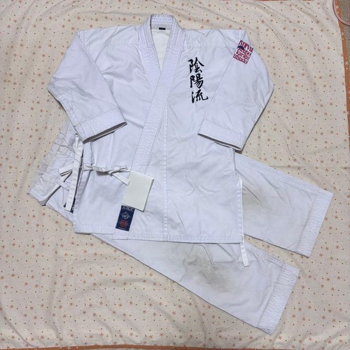 Set uniforme karate stile