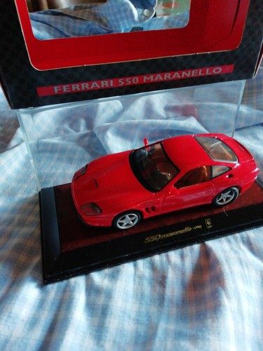 Ferrari 550 maranello maisto - 550,