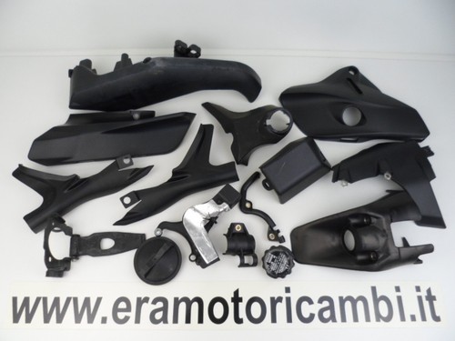Set plastiche supporti - plastiche,
