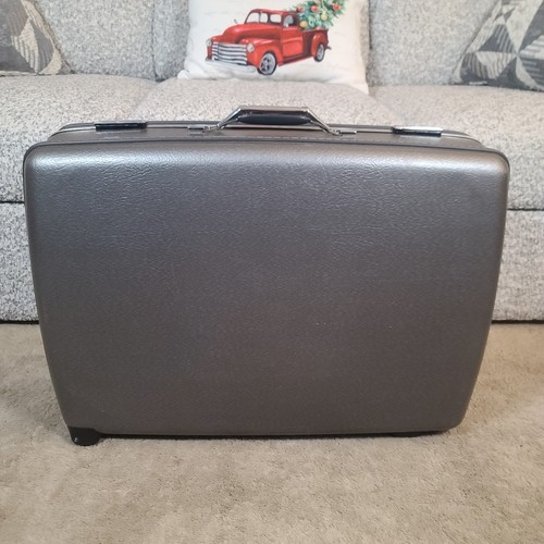 Vintage american tourister - vintage,