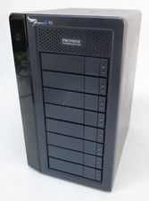 Promise Pegasus2 R8 Thunderbolt 2 Array di archiviazione RAID, con 8 unità, 24 TB totali