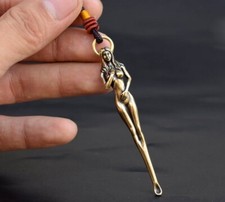 Statua ragazza nuda in ottone