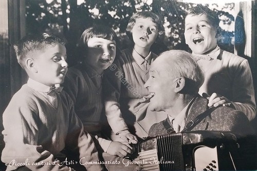 Cartolina piccoli cantori - -,