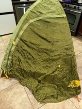 Tenda da campeggio con zaino