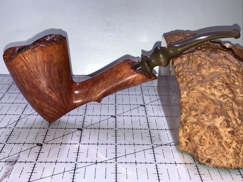 Pipa bjarne intagliata - intagliata, a