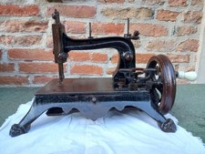 Macchina Da Cucire Da Banco Antica A Manovella '900 Ghisa 