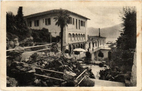 Cartolina cpa grotte la - e,
