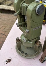 Wild Heerbrugg T2 Theodolite in Bullet Case and Carry Case 