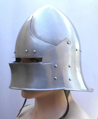 Elmetto medievale tedesco