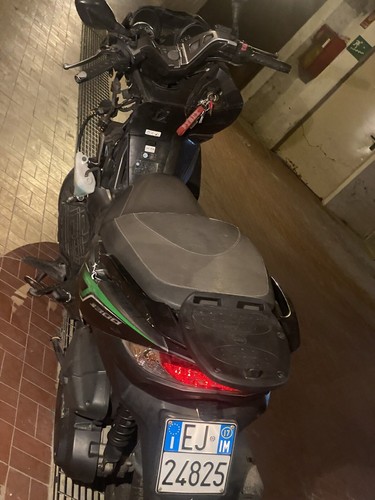 Vendo moto j300 - moto,