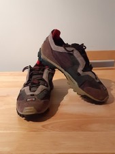 Scarpe da ginnastica Diadora taglia UK 9,5 mtb ciclismo escursionismo 2002 129869 
