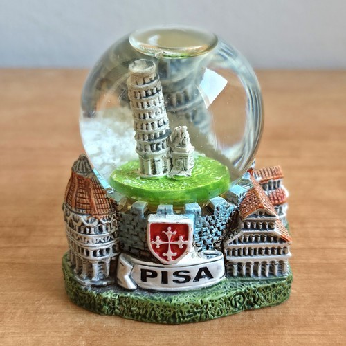 Souvenir snowball pisa - pisa,