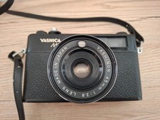 Fotocamera a telemetro Yashica