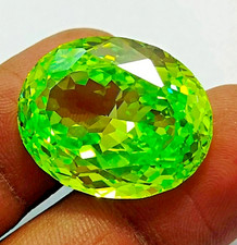 Zircone verde cambogiano