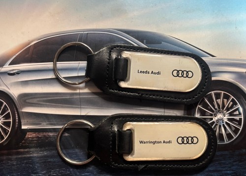 Due portachiavi originali - , audi