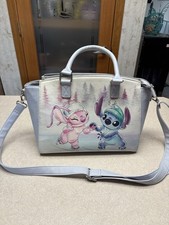 Borsa a tracolla Loungefly Disney Lilo & Stitch Angel & Stitch pattinaggio su ghiaccio