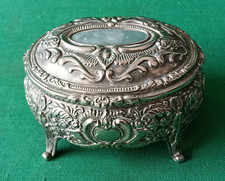 VECCHIO COFANETTO BAULETTO PORTAGIOIE IN METALLO SILVER PLATED ANNI '50. CT22