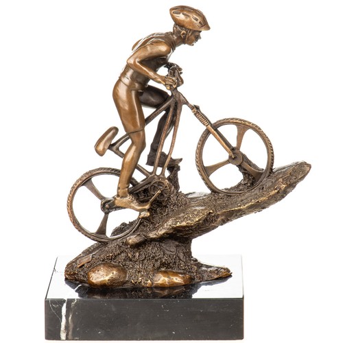 Scultura bronzo ciclista - in,