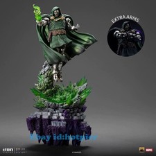 Statua Doctor Doom Iron