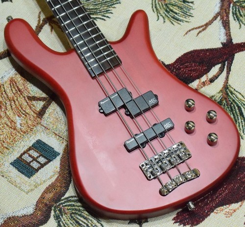 Warwick rock bass streamer - rock,