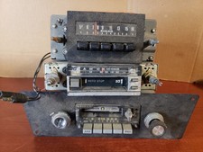 VINTAGE AUTO RADIO (LOT OF 3)