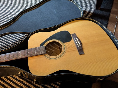 Chitarra acustica yamaha - acustica,