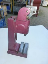 Pressa a leva Berg+Schmid 500