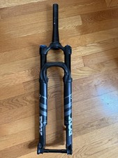Fox Fork 32 Step-Cast