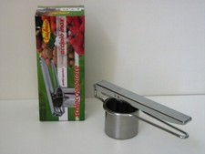 Schiacciapatate  in metallo inox AFFETTA PATATE  TAGLIA PATATE PATATINE MANUALE