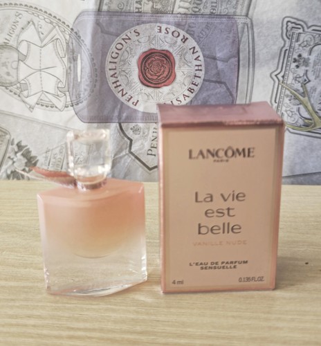 Loncôme vie est belle eau - loncôme,