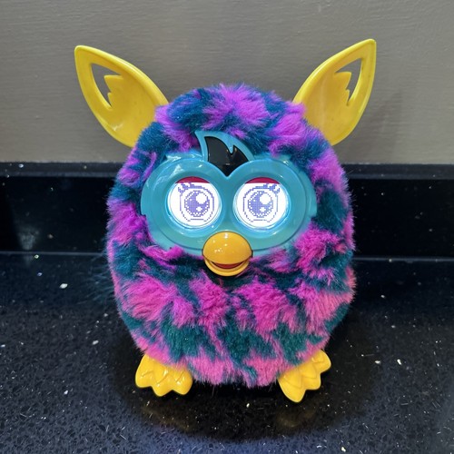 Orecchie piedi hasbro furby - hasbro,