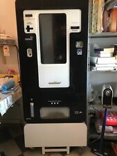 Distributore automatico di